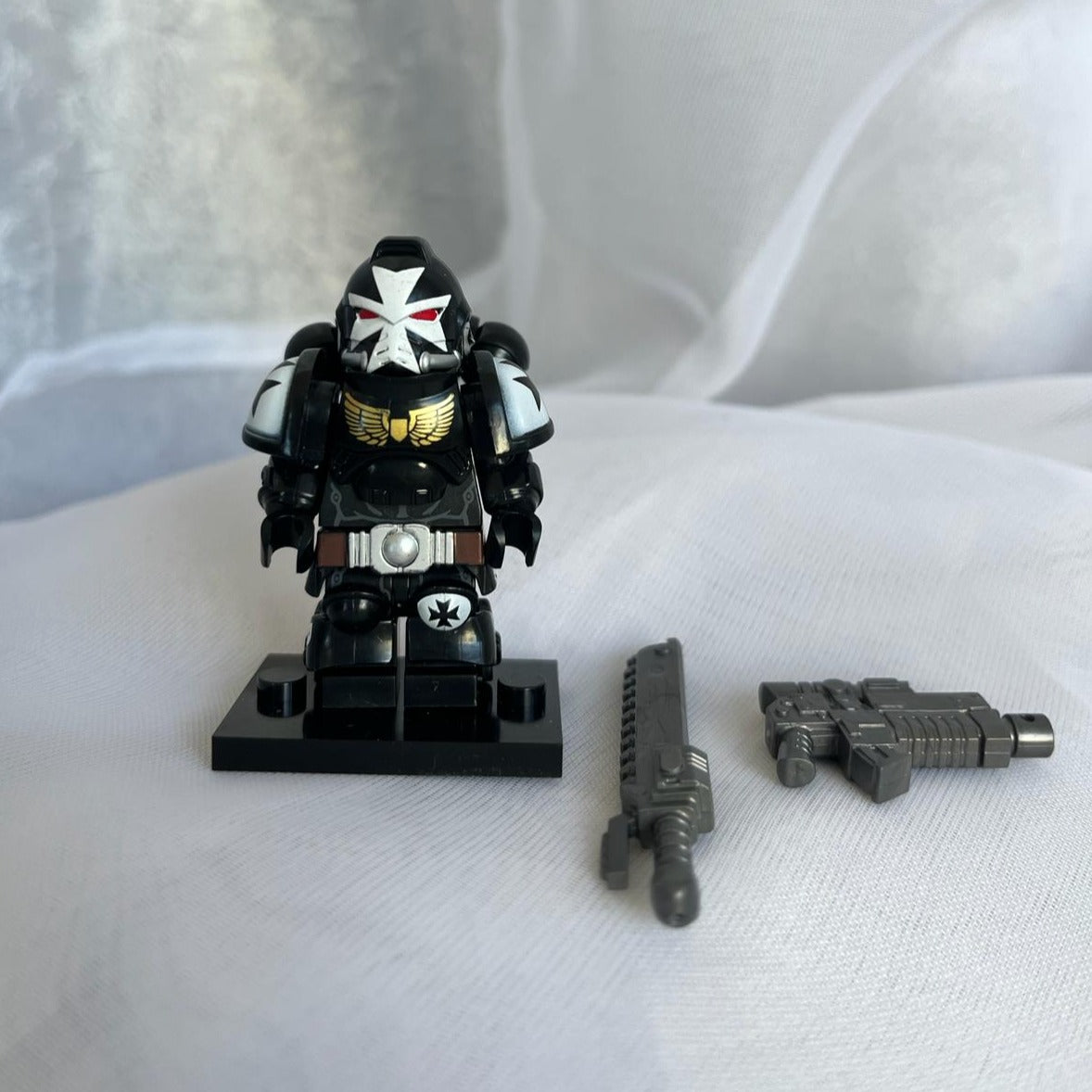 Black Templars Lego Figurine